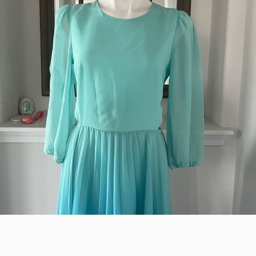 Rachel Roy Blue Fade Long Sleeve Dress With Curve Neckline Maxi Pleated Skirt - Picture 7 of 11